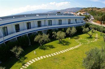 Hotel Club Cala Longa Montauro Exterior foto